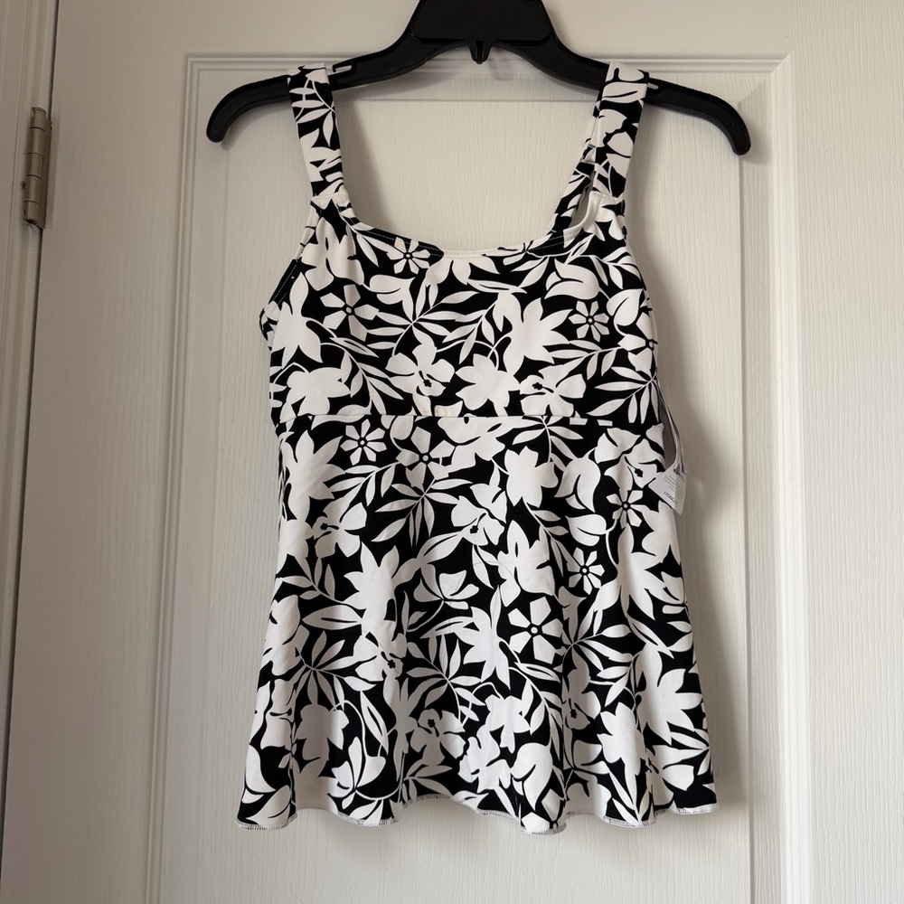 New Women’s Land’s End Black & White Floral Swim Top